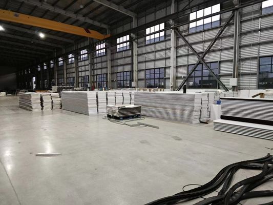 40mm Απομονωμένες διατομικές πόρτες γκαράζ ισχυρό χώρο εξοικονόμηση ενέργειας
